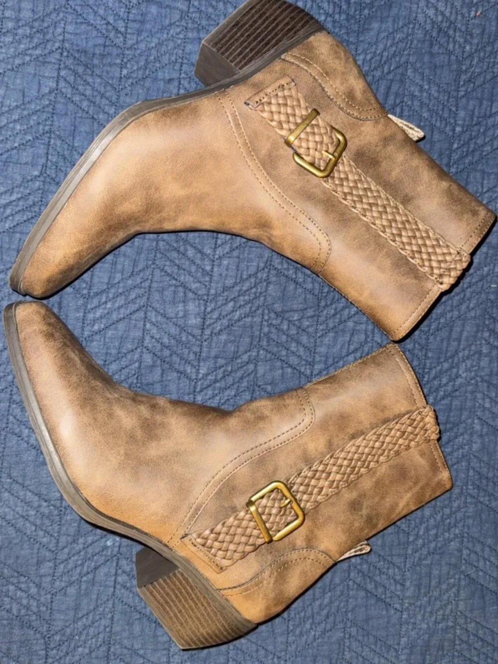Women's Boots sz 9.5, Rocket Dog brand, New without tags